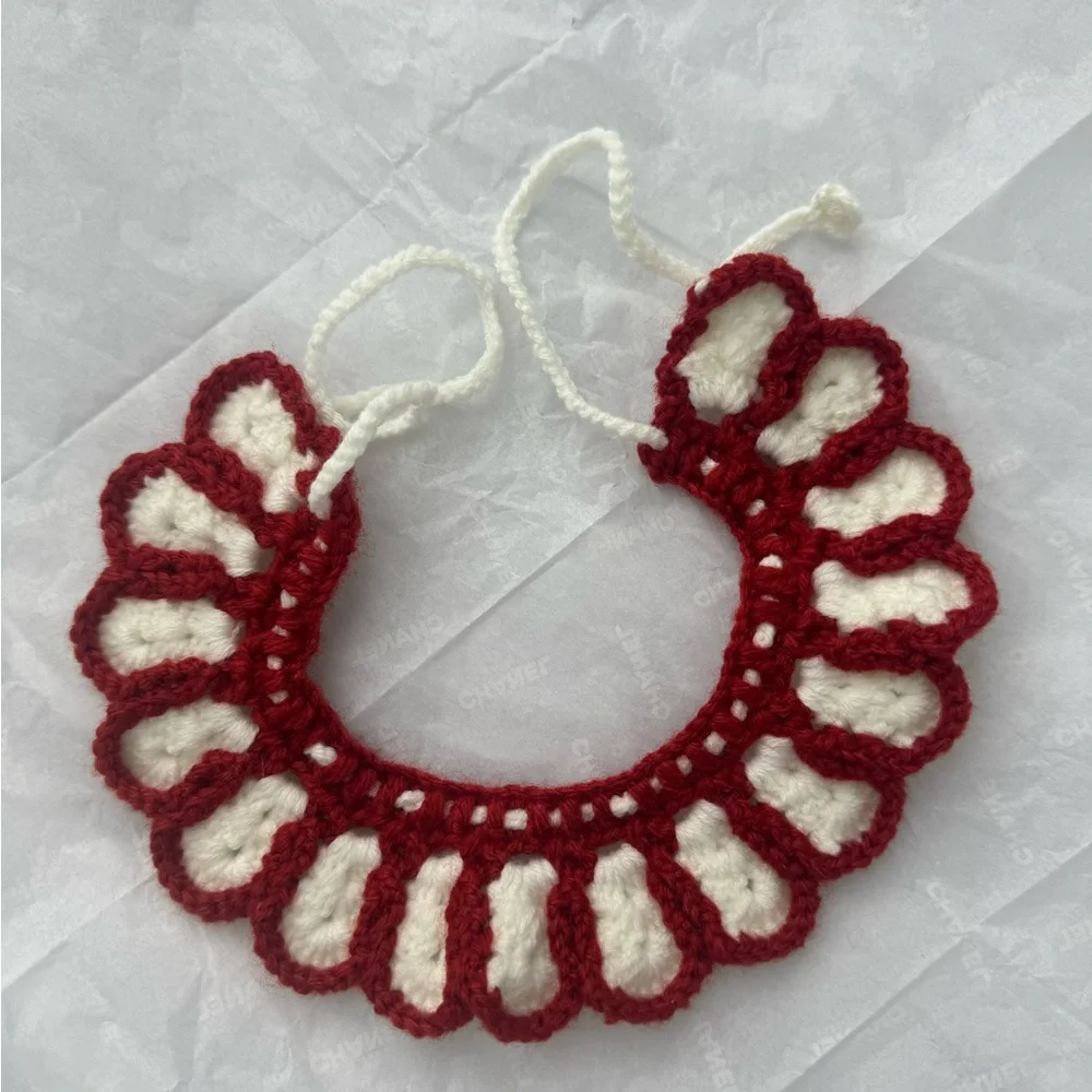 Chic Crochet Red and White Cat Collar